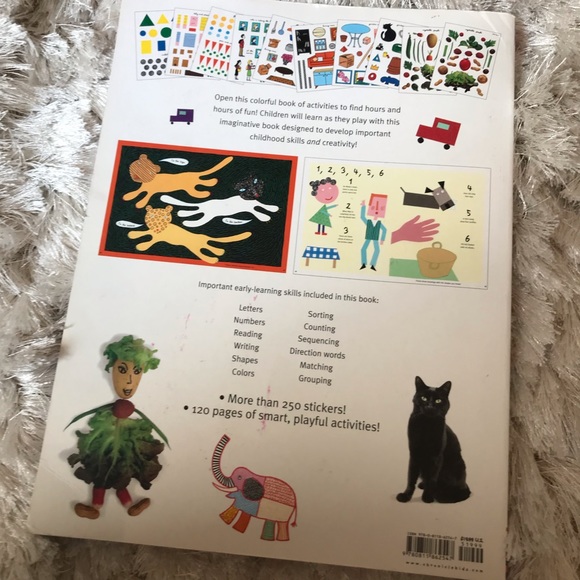 Giant play and learn work book - Picture 3 of 8